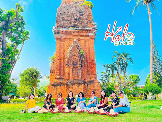 DU LỊCH QUY NHƠN NÊN ĐI TOUR HAY TỰ TÚC